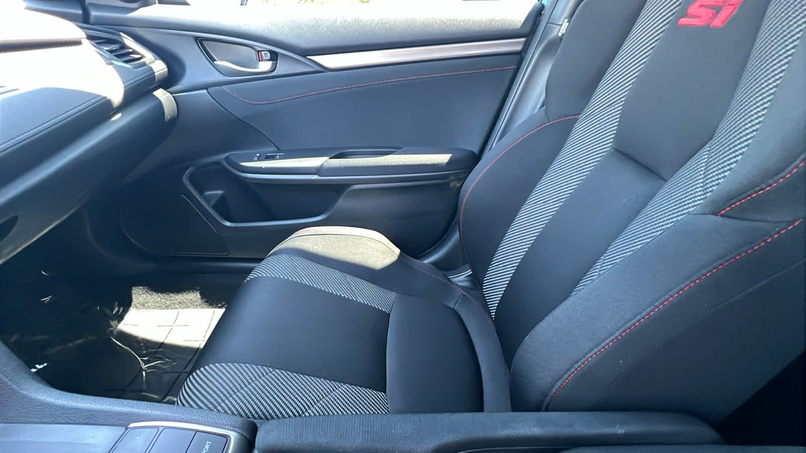 used 2019 Honda Civic Si car, priced at $21,995