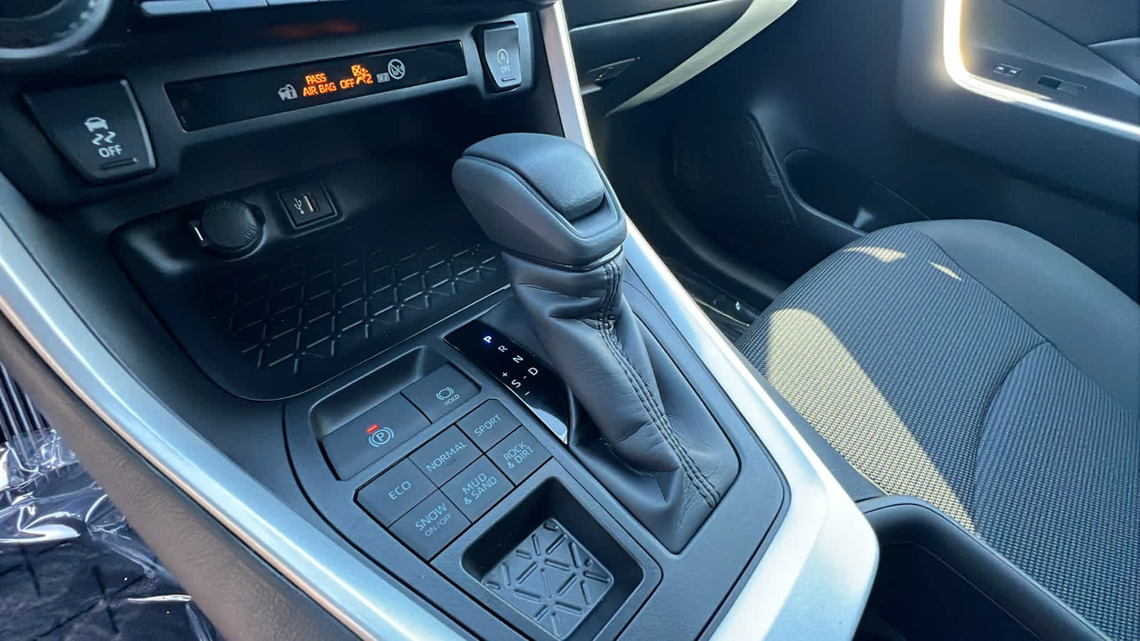new 2025 Toyota RAV4 car, priced at $33,684