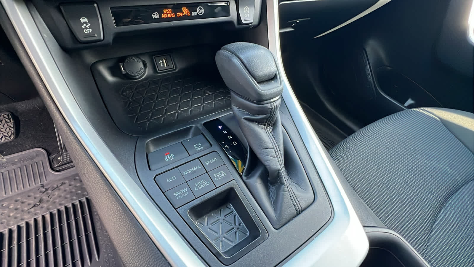 used 2024 Toyota RAV4 car, priced at $29,995
