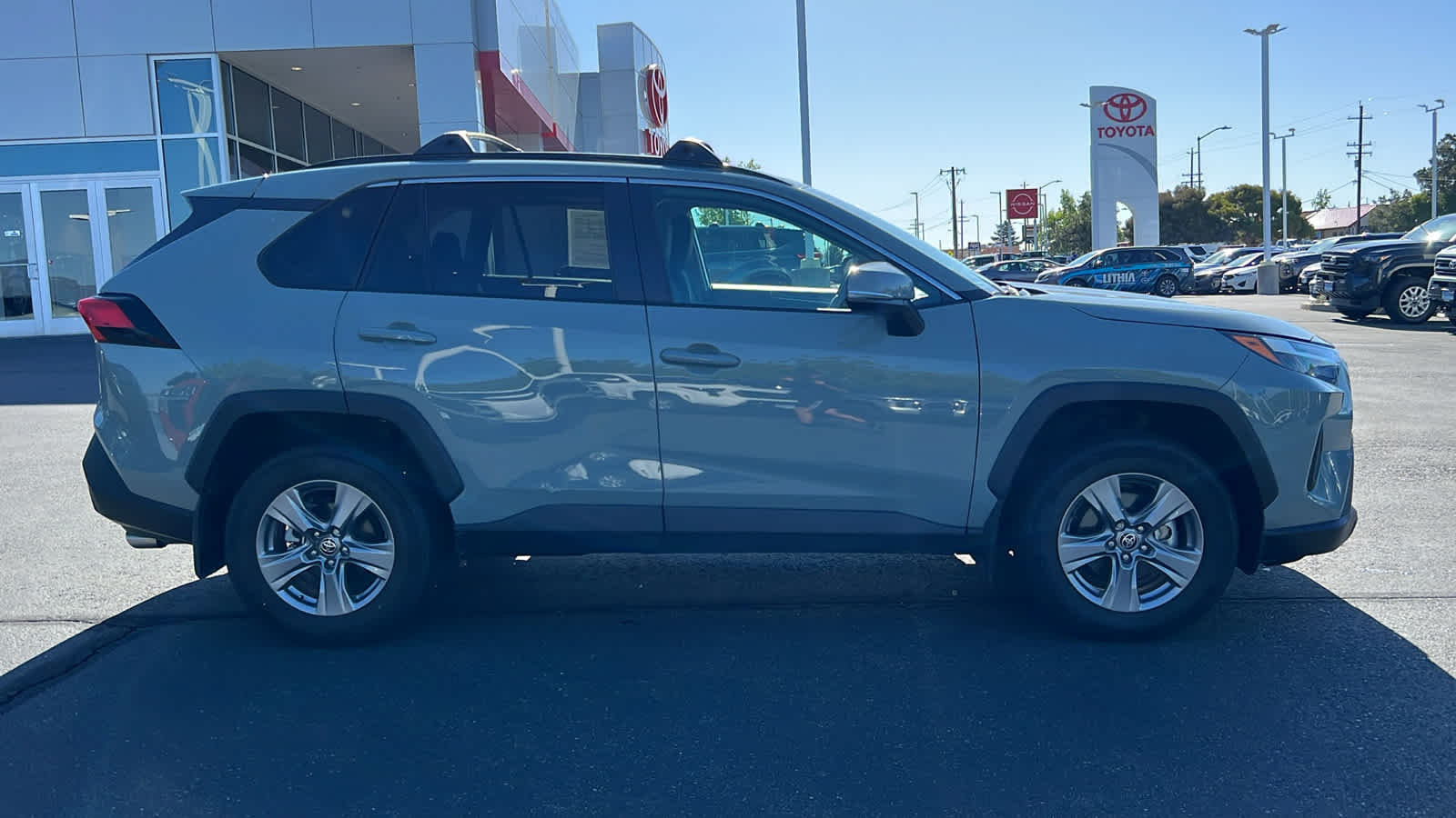 used 2022 Toyota RAV4 car, priced at $31,995