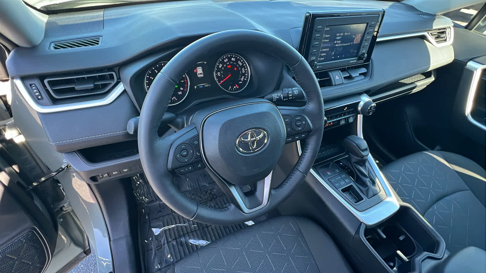 used 2022 Toyota RAV4 car, priced at $31,995