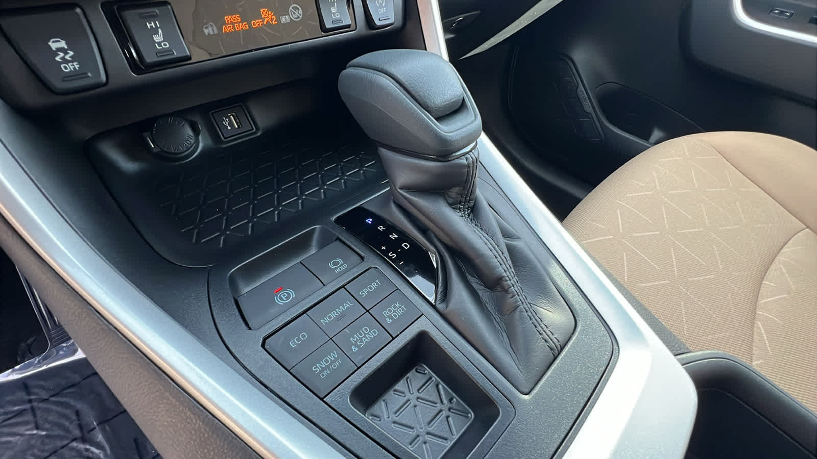 new 2025 Toyota RAV4 car, priced at $36,164
