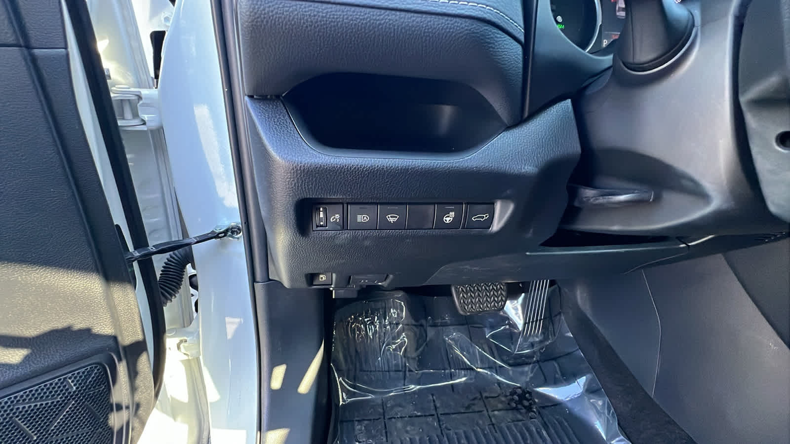 used 2021 Toyota RAV4 car, priced at $26,495