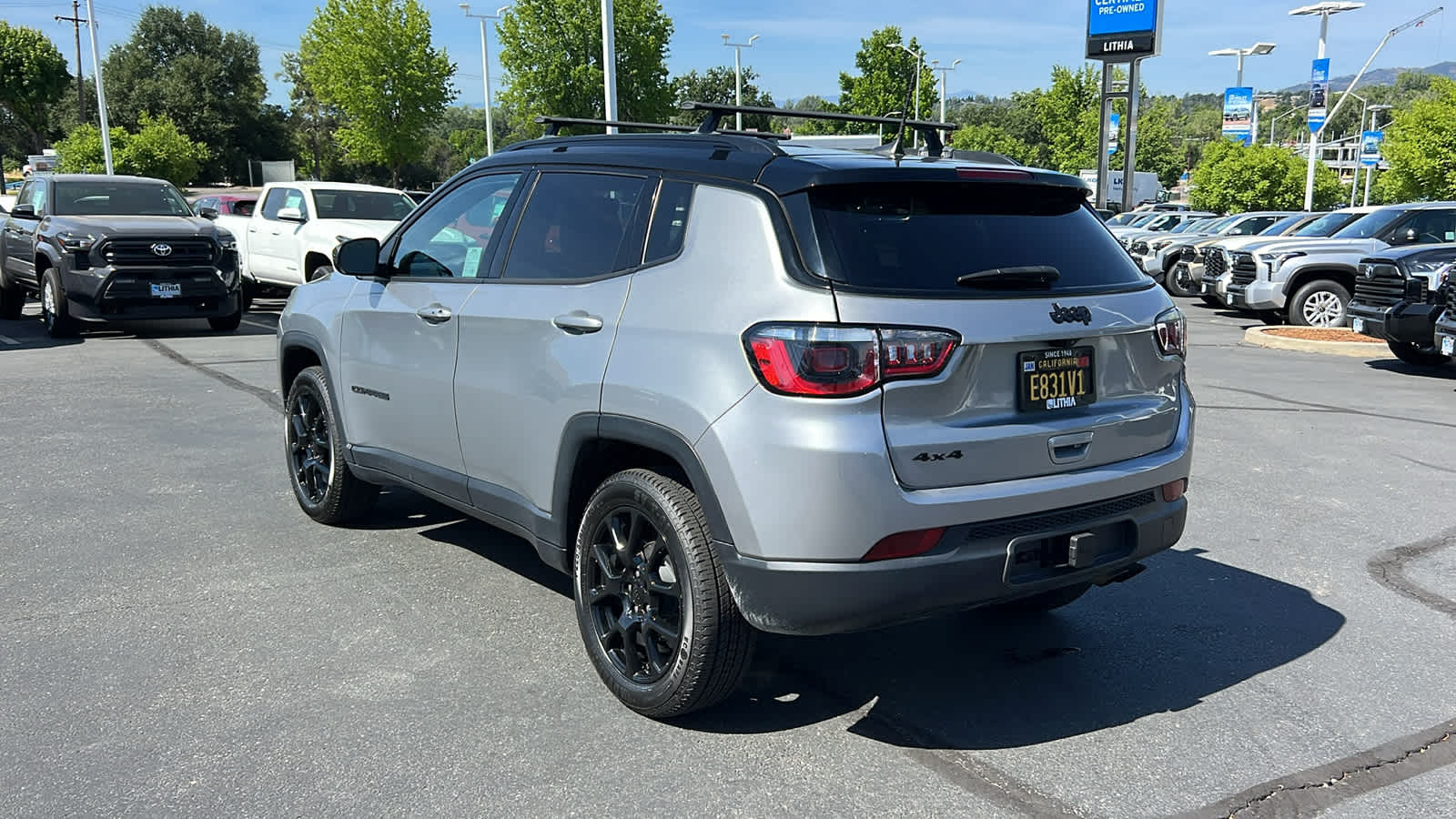 used 2022 Jeep Compass car, priced at $23,495