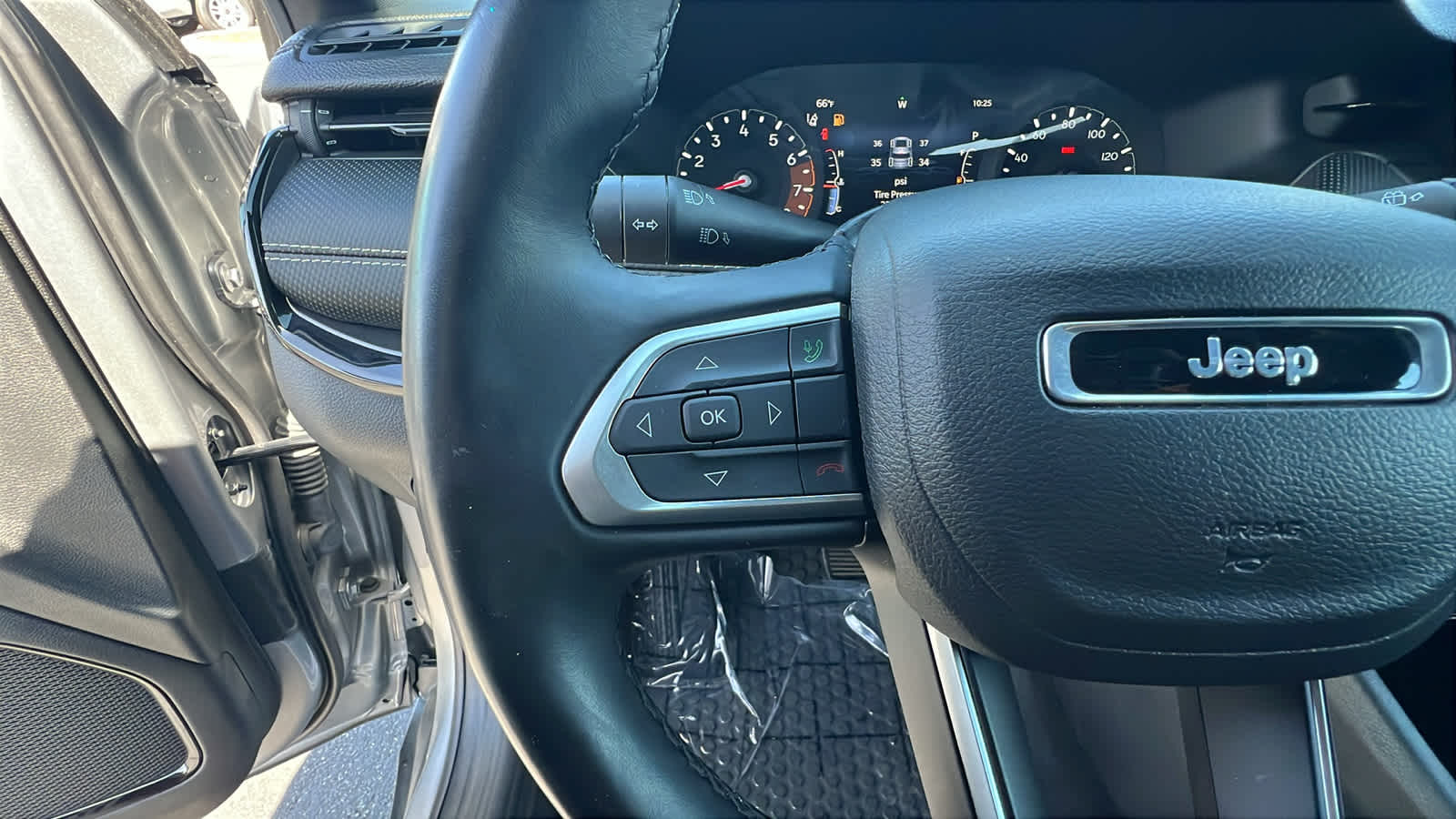used 2022 Jeep Compass car, priced at $23,495