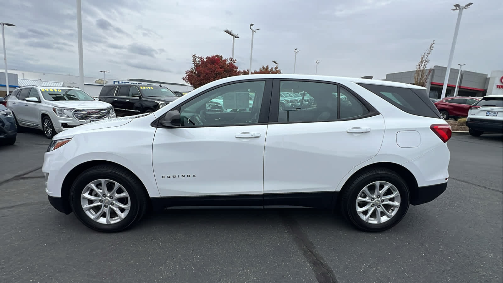 used 2021 Chevrolet Equinox car, priced at $17,995