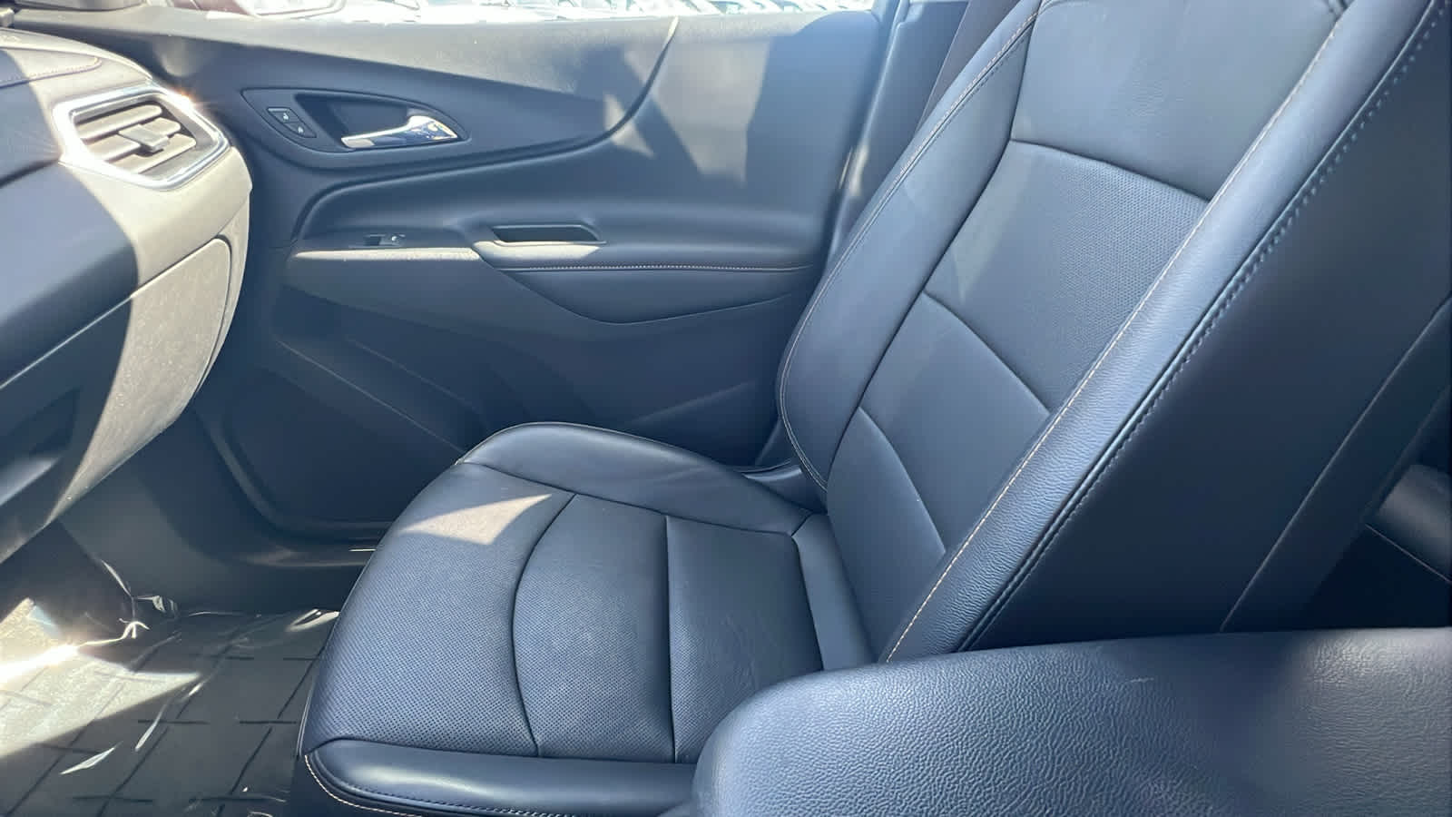 used 2020 Chevrolet Equinox car, priced at $24,995