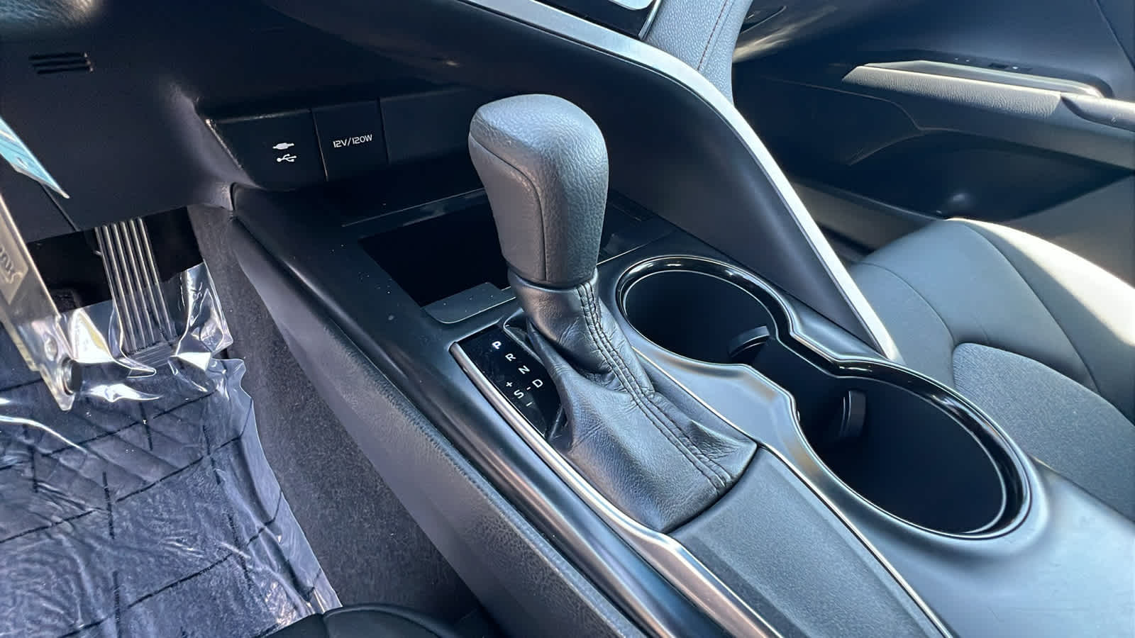 used 2019 Toyota Camry car, priced at $18,495