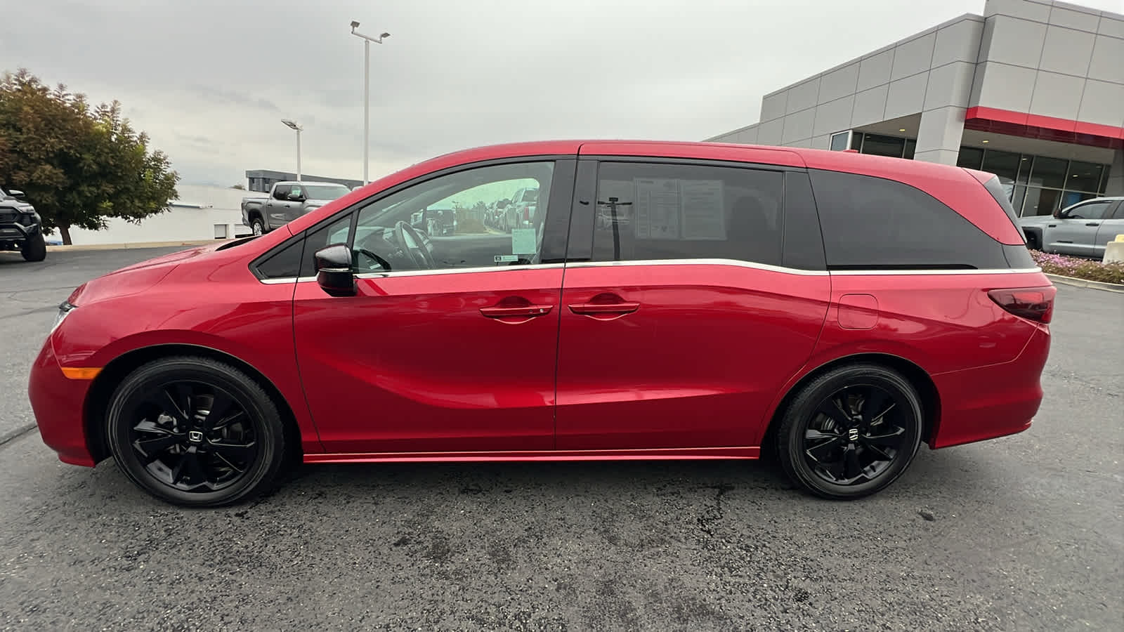 used 2023 Honda Odyssey car, priced at $34,995