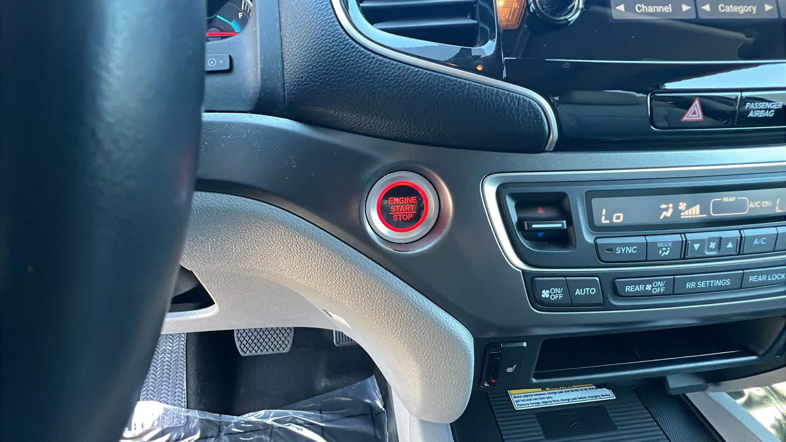 used 2021 Honda Pilot car, priced at $28,495