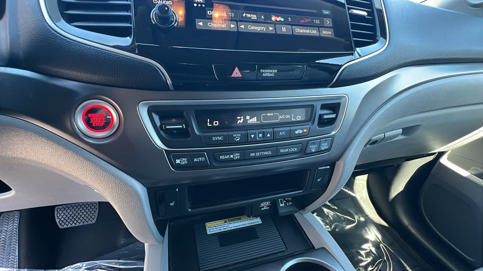 used 2021 Honda Pilot car, priced at $28,495