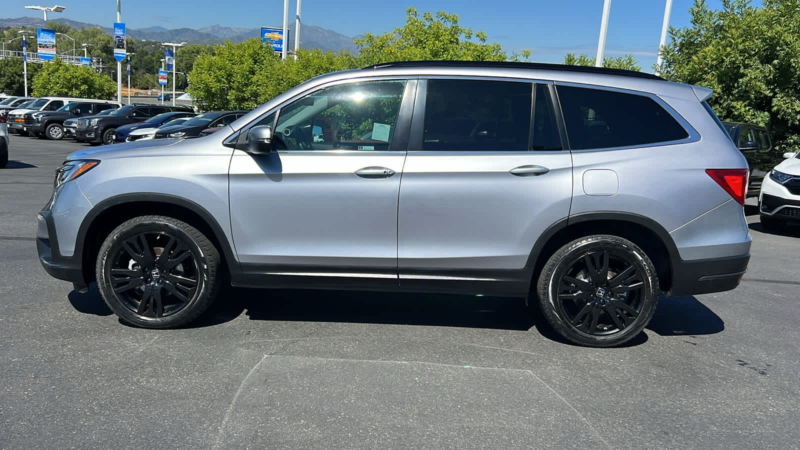 used 2021 Honda Pilot car, priced at $28,495