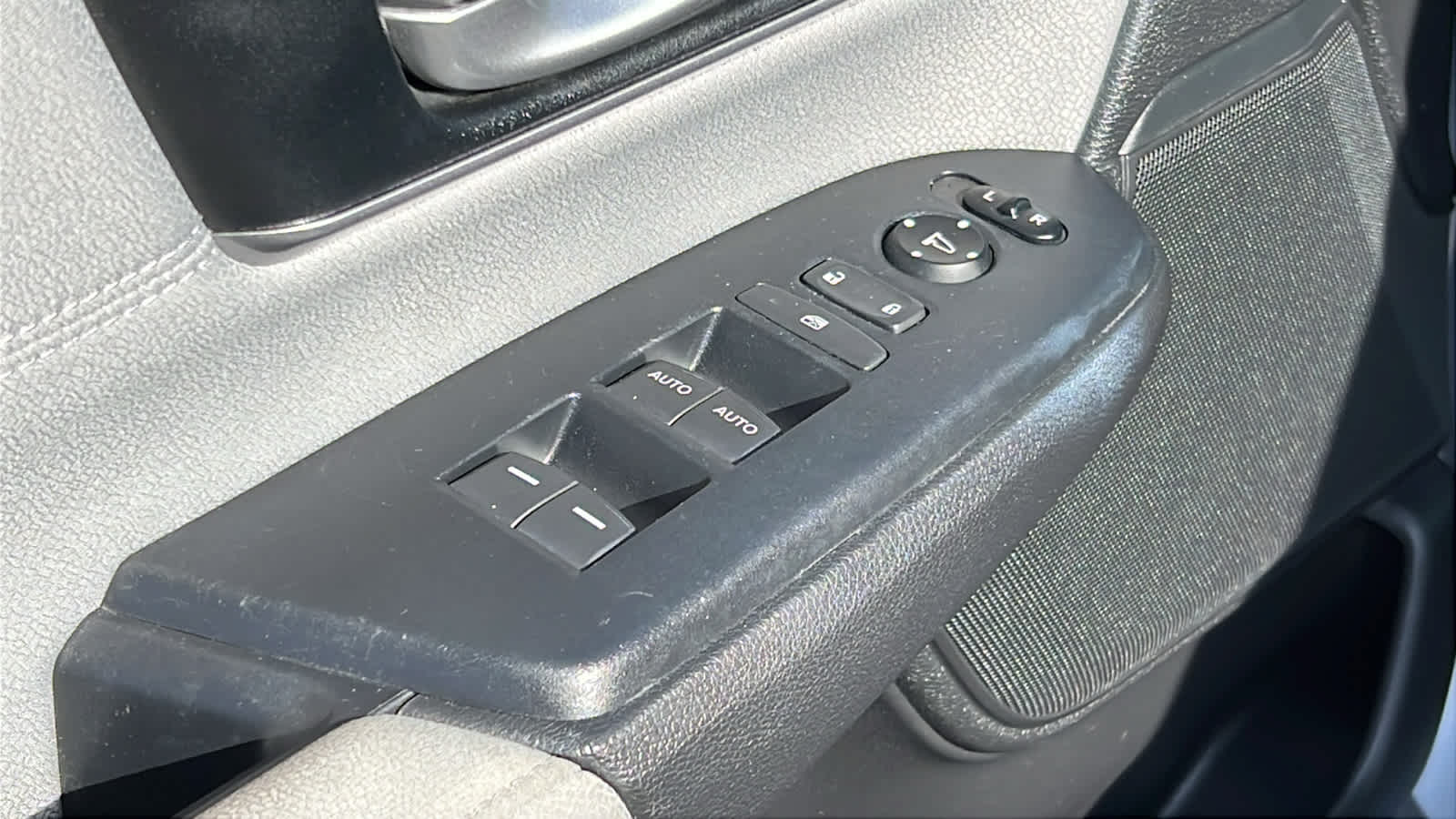 used 2018 Honda CR-V car, priced at $19,495
