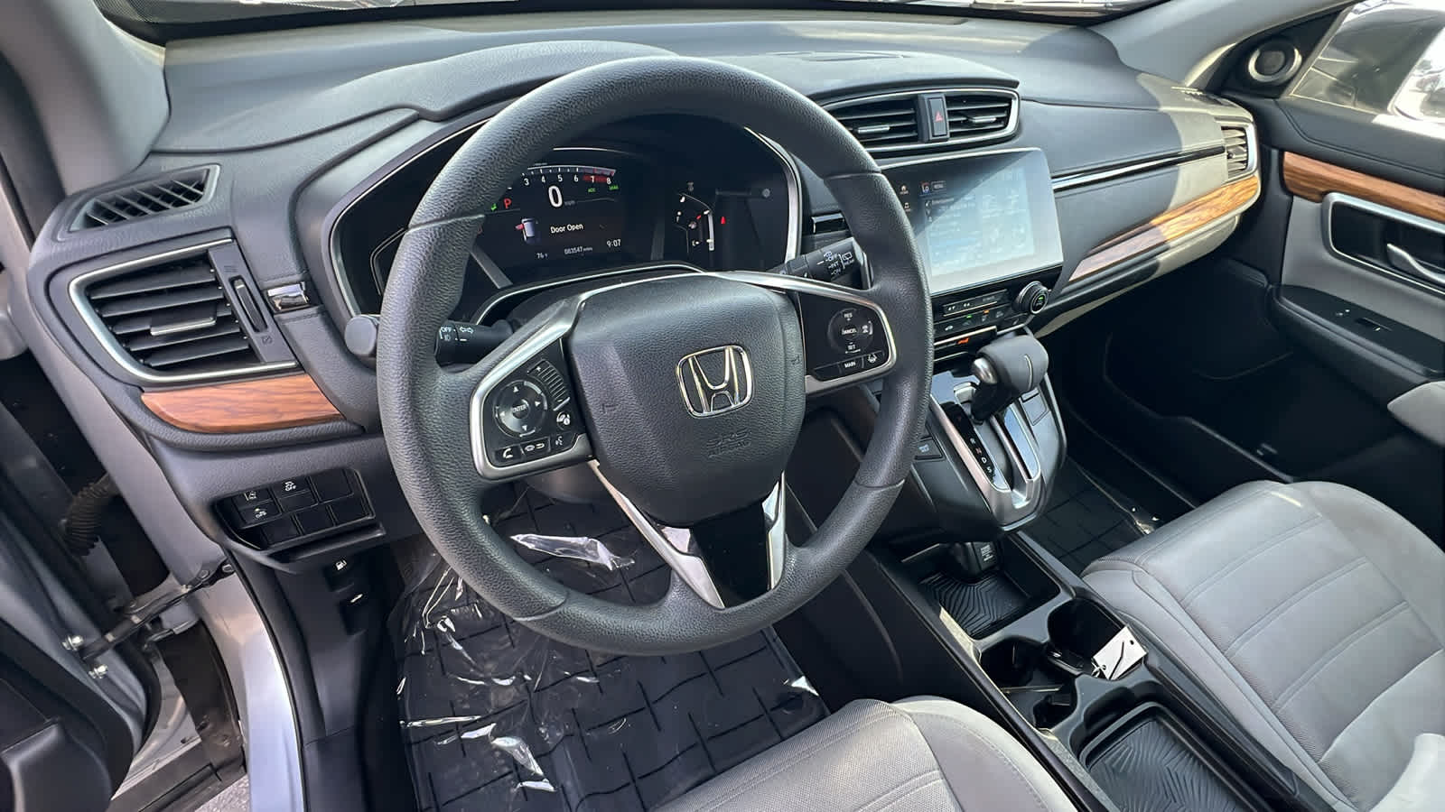 used 2018 Honda CR-V car, priced at $19,495