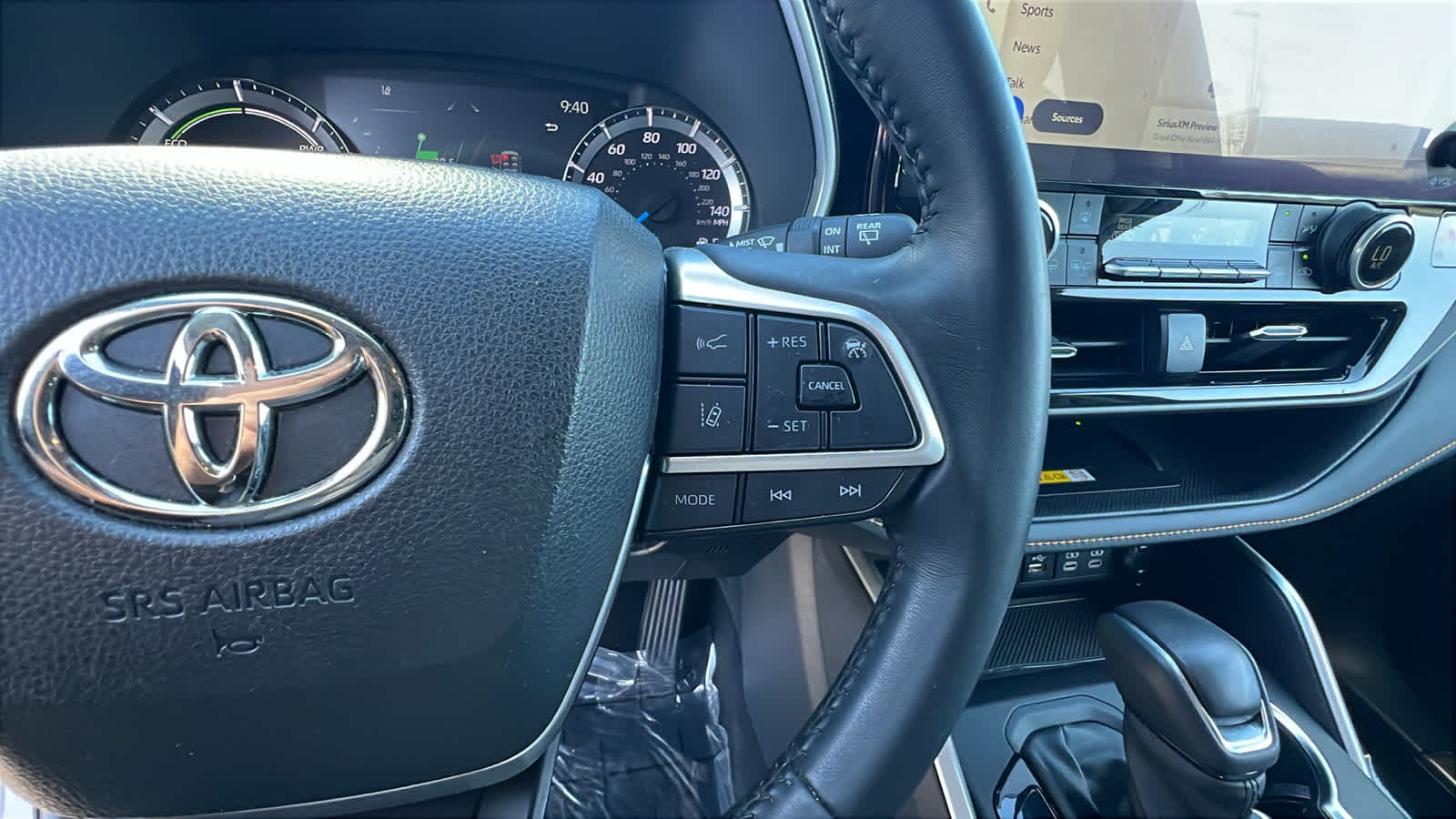 used 2023 Toyota Highlander car, priced at $43,995