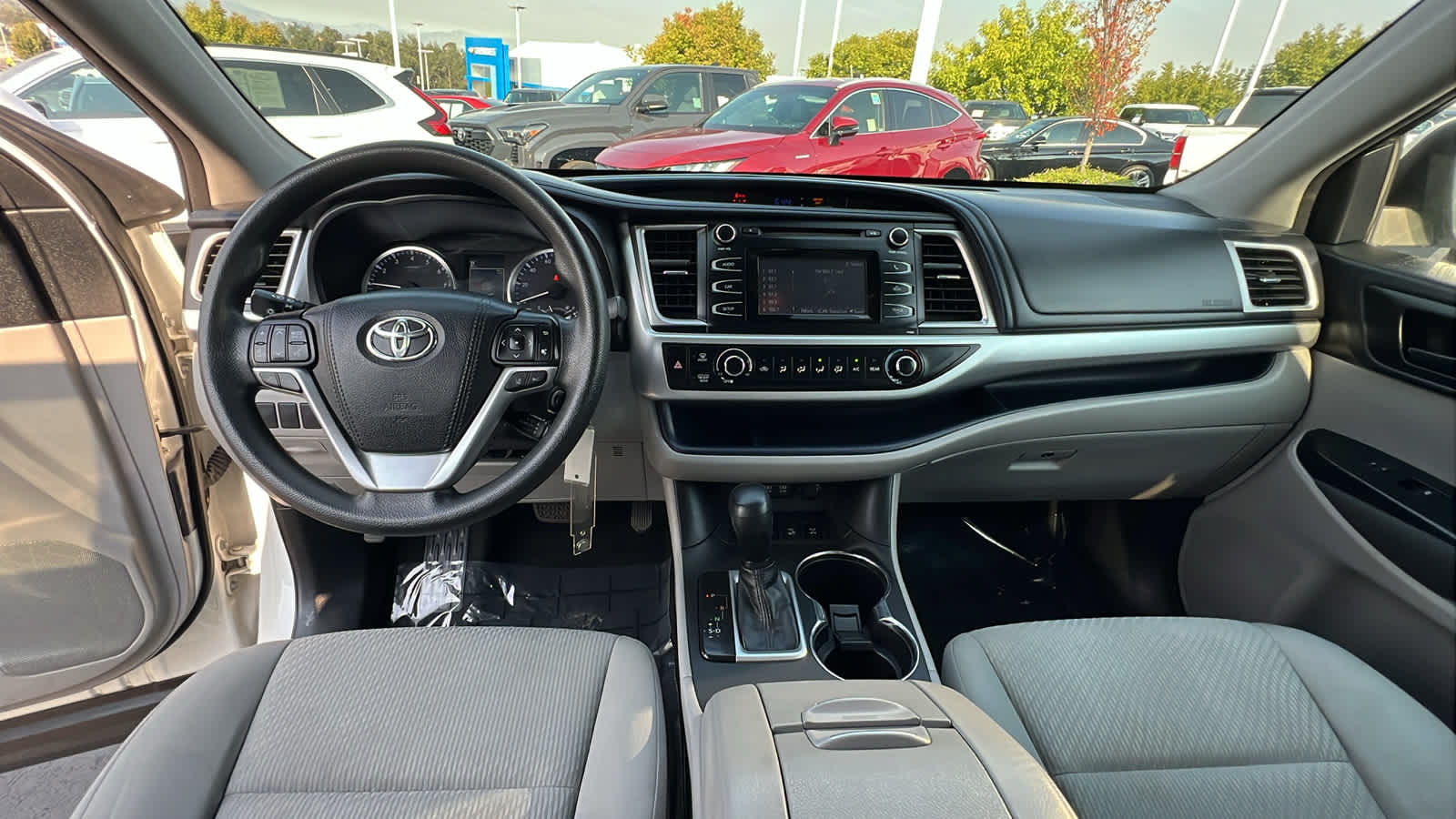 used 2017 Toyota Highlander car, priced at $20,495