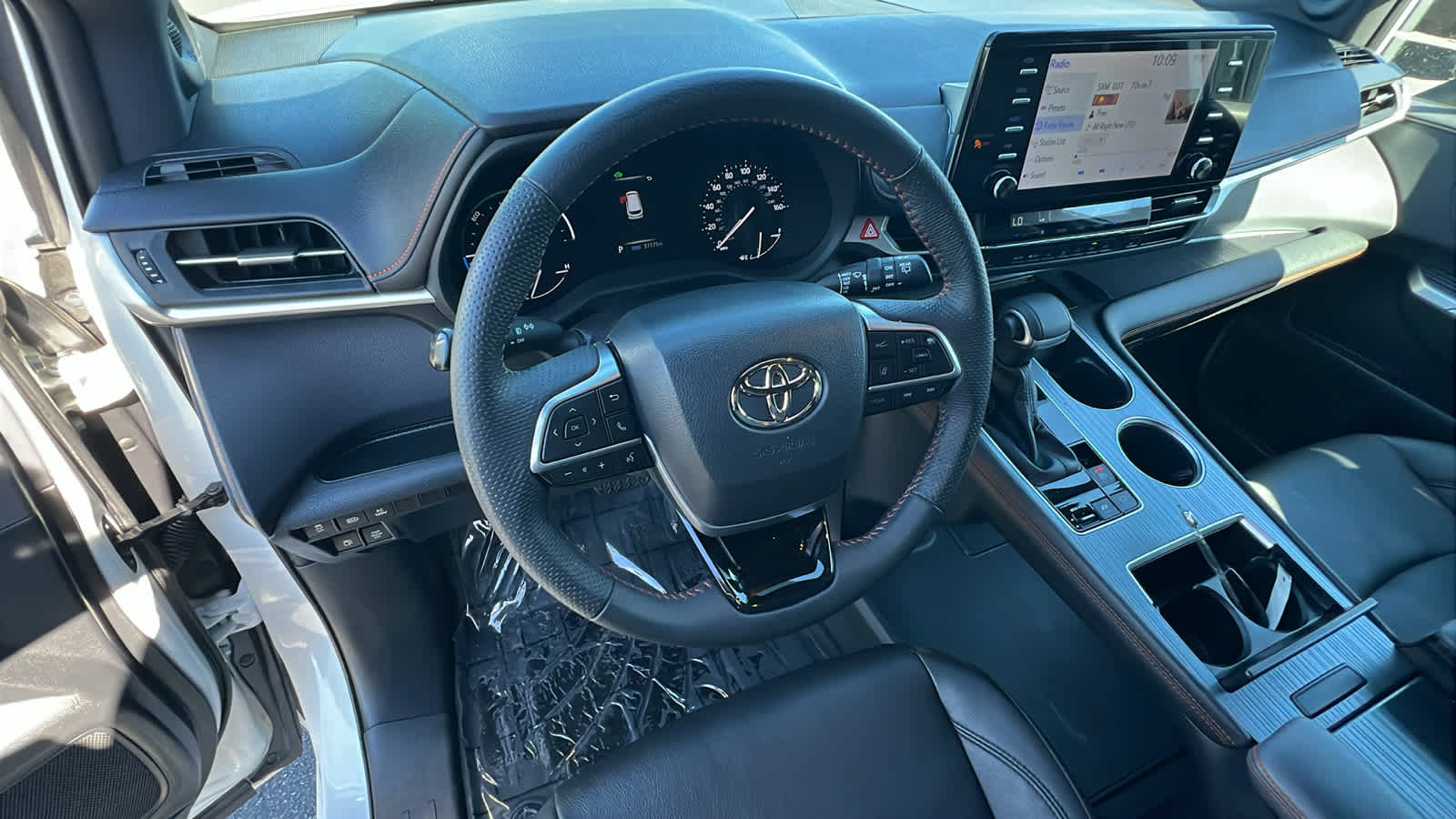 used 2023 Toyota Sienna car, priced at $46,495