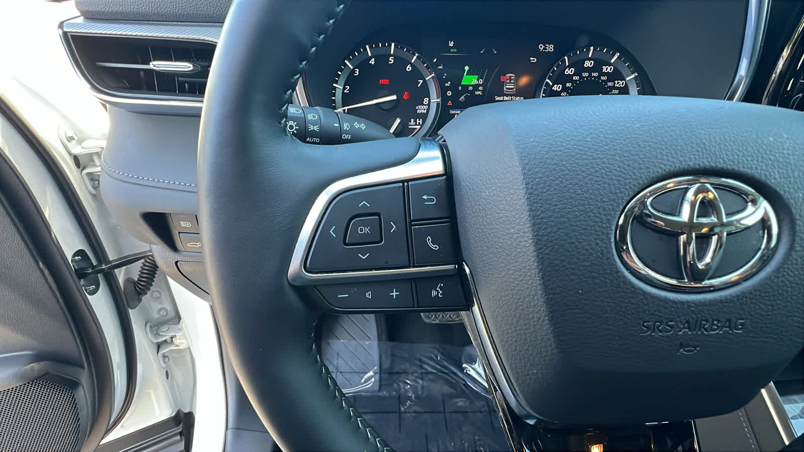 used 2021 Toyota Highlander car, priced at $44,995