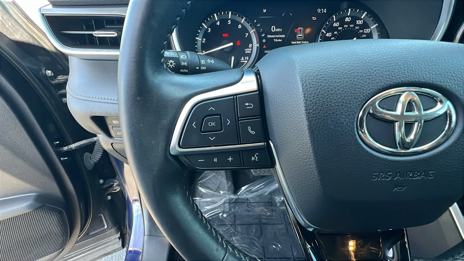 used 2021 Toyota Highlander car, priced at $36,995