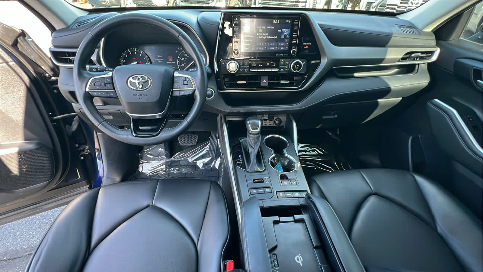used 2021 Toyota Highlander car, priced at $36,995