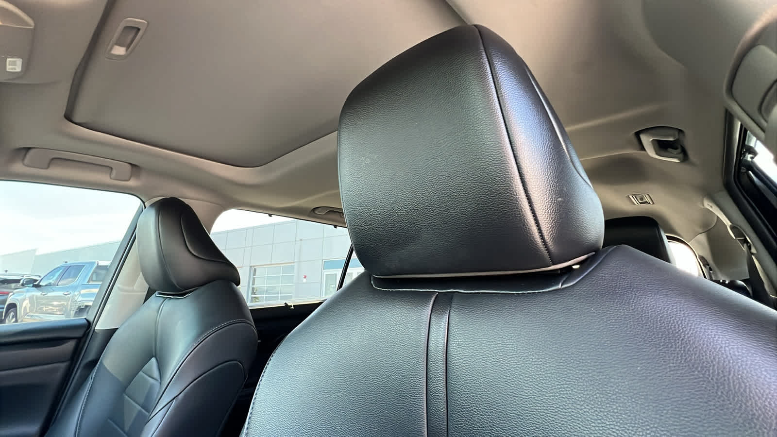 used 2021 Toyota Highlander car, priced at $36,995