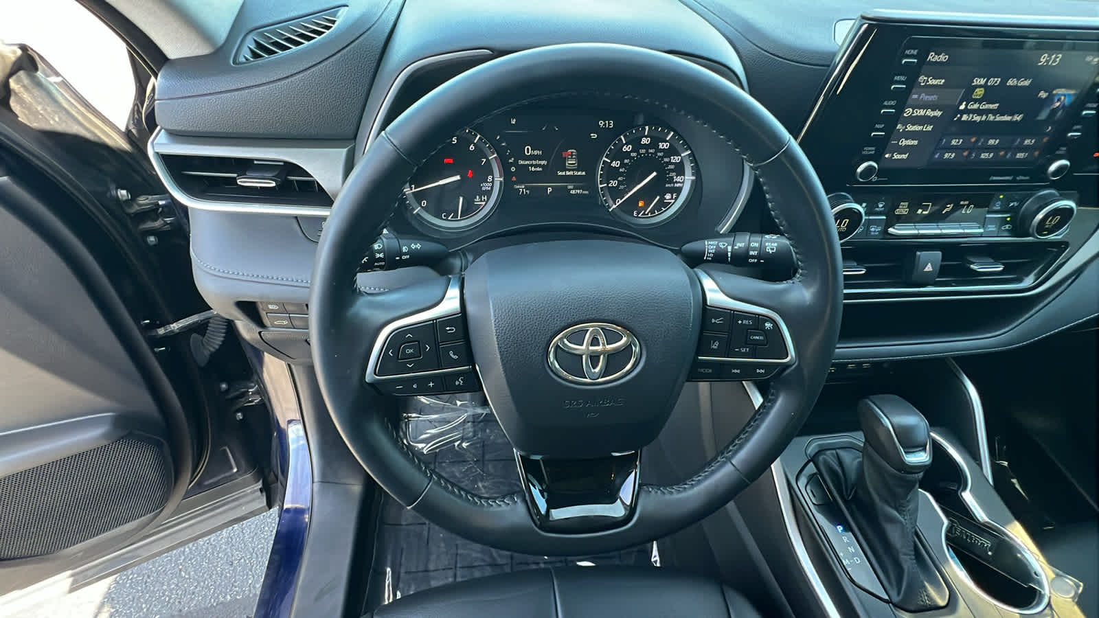 used 2021 Toyota Highlander car, priced at $36,995