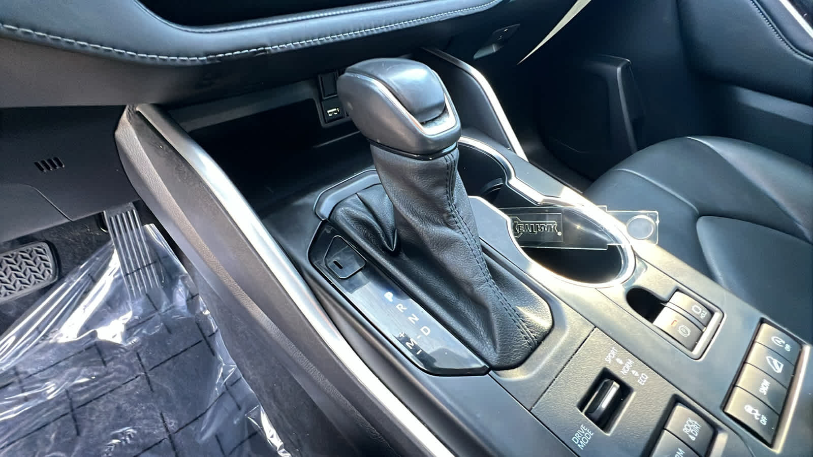 used 2021 Toyota Highlander car, priced at $36,995