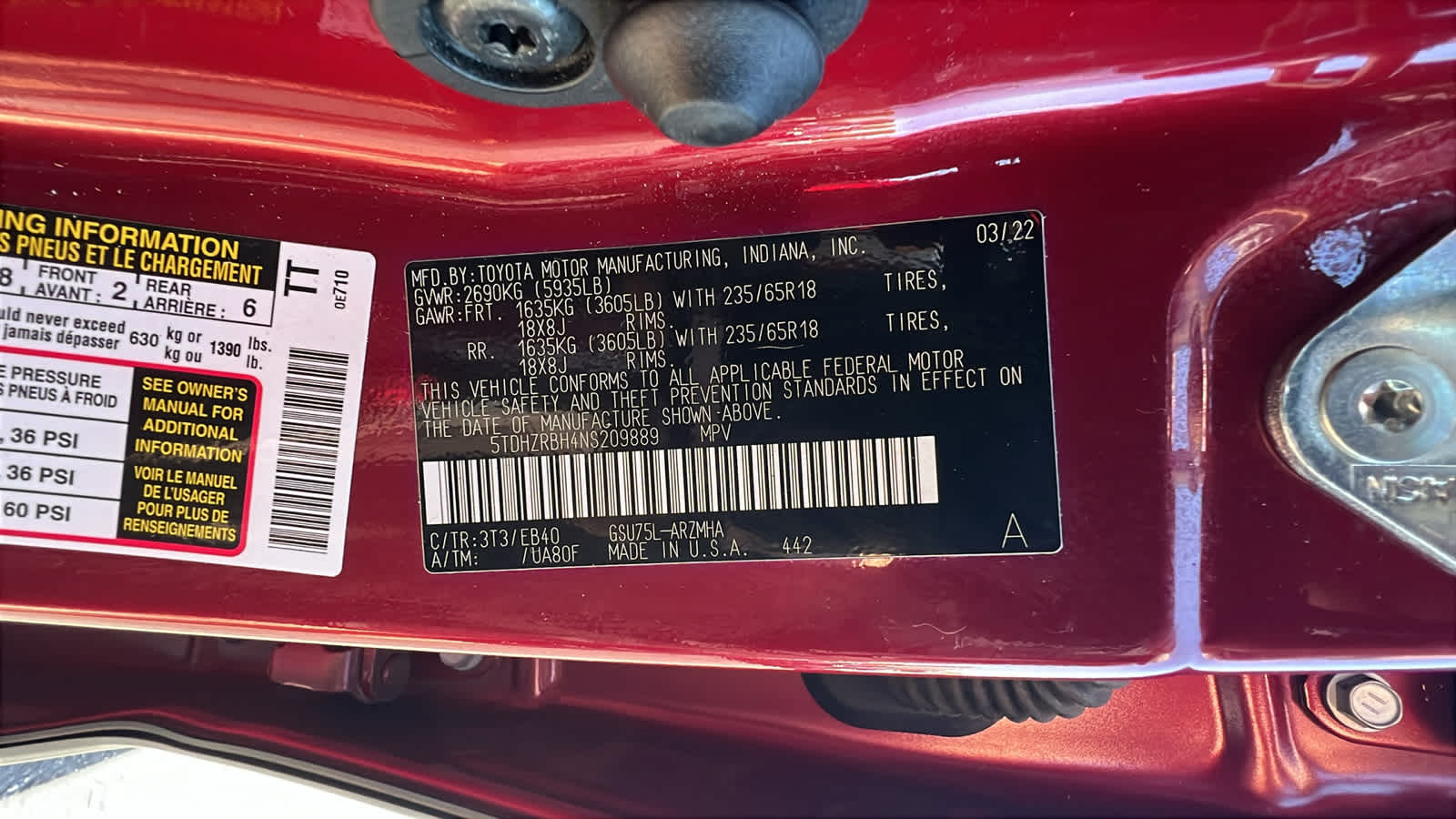used 2022 Toyota Highlander car, priced at $39,995