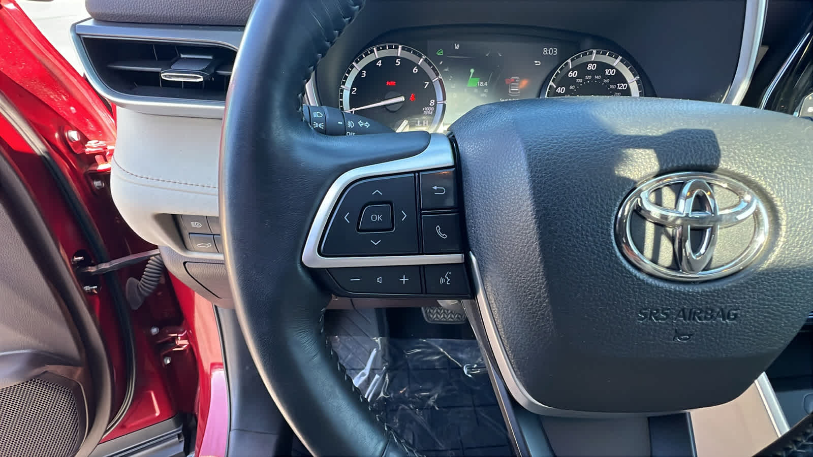 used 2022 Toyota Highlander car, priced at $39,995
