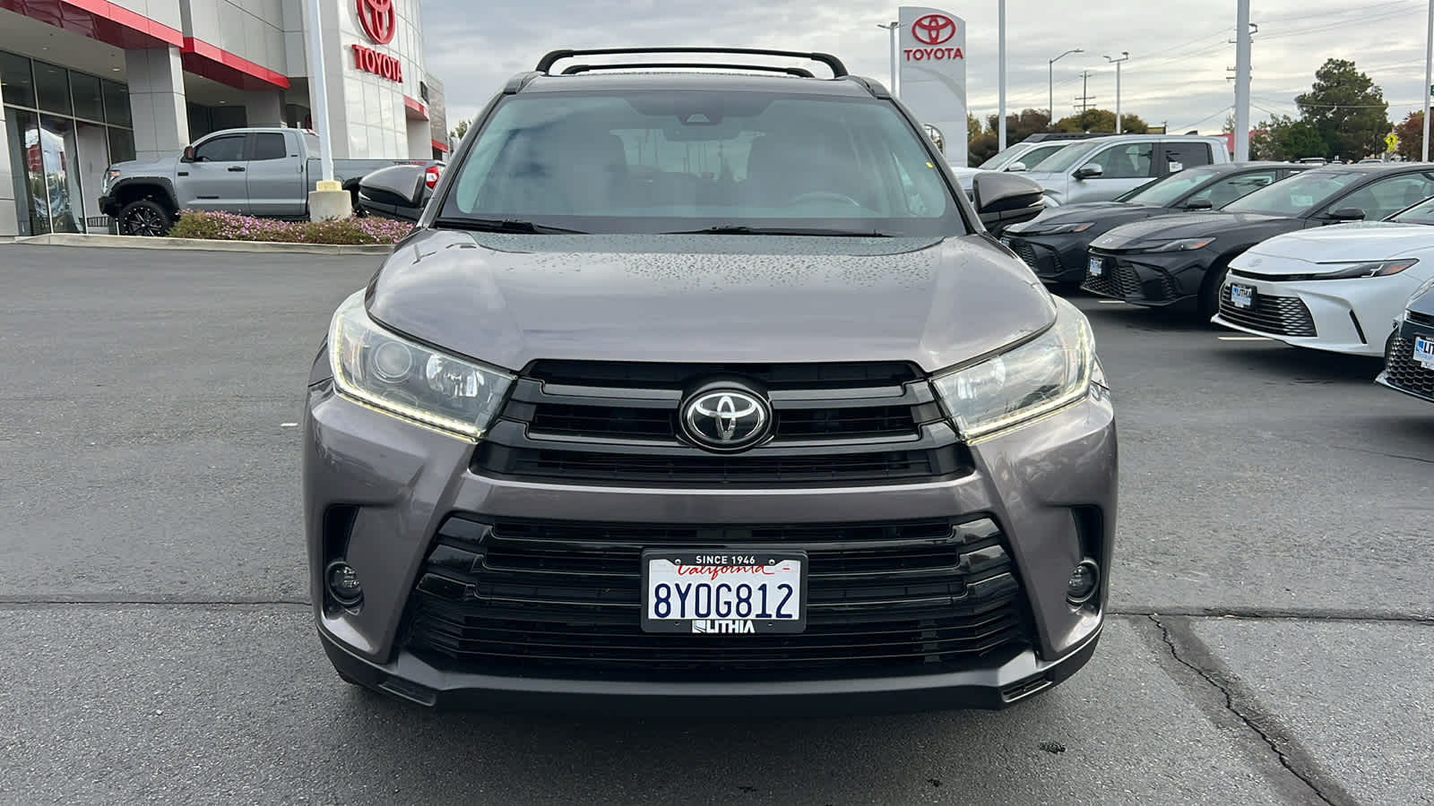 used 2019 Toyota Highlander car, priced at $27,995