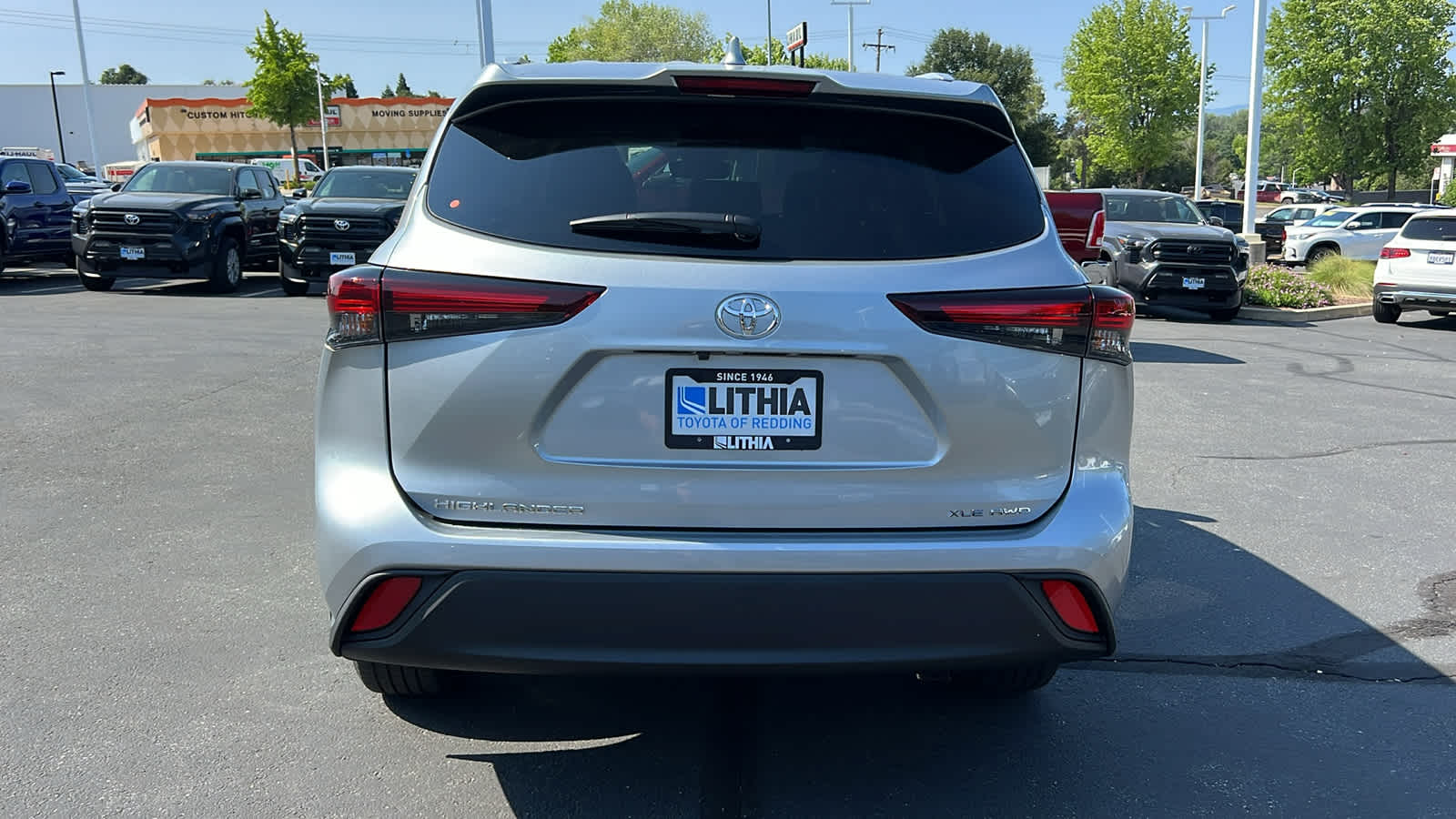 new 2025 Toyota Highlander car, priced at $47,223
