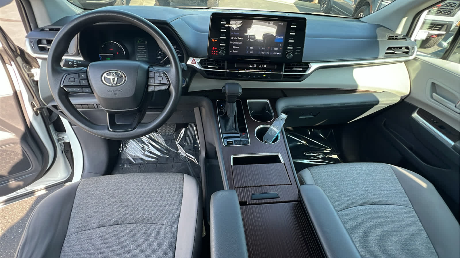used 2023 Toyota Sienna car, priced at $39,495
