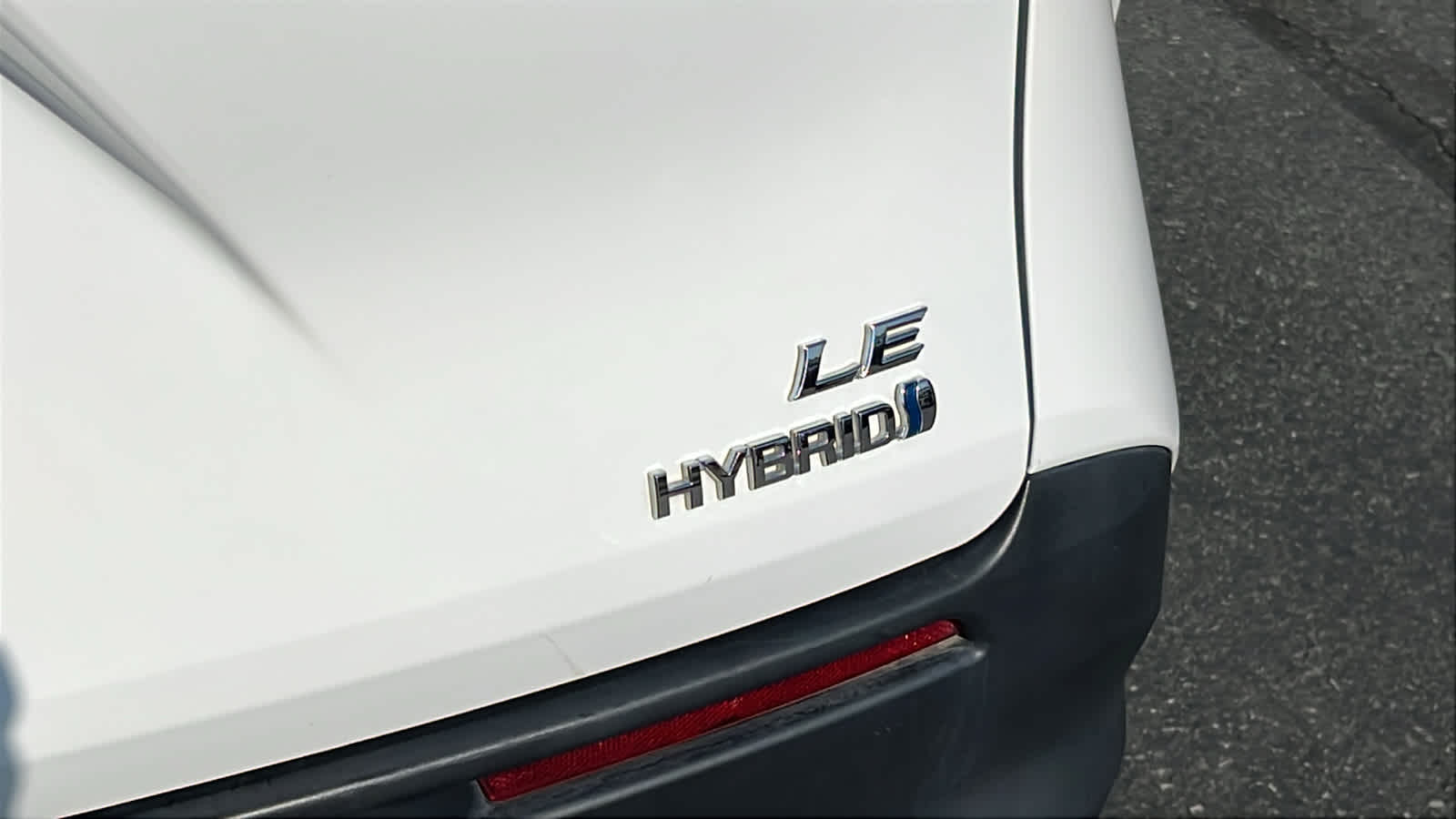 used 2023 Toyota Sienna car, priced at $39,495