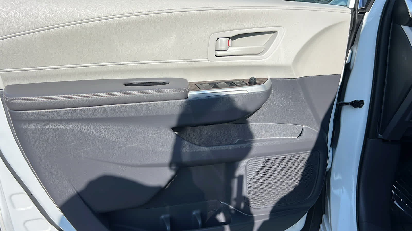 used 2023 Toyota Sienna car, priced at $39,495