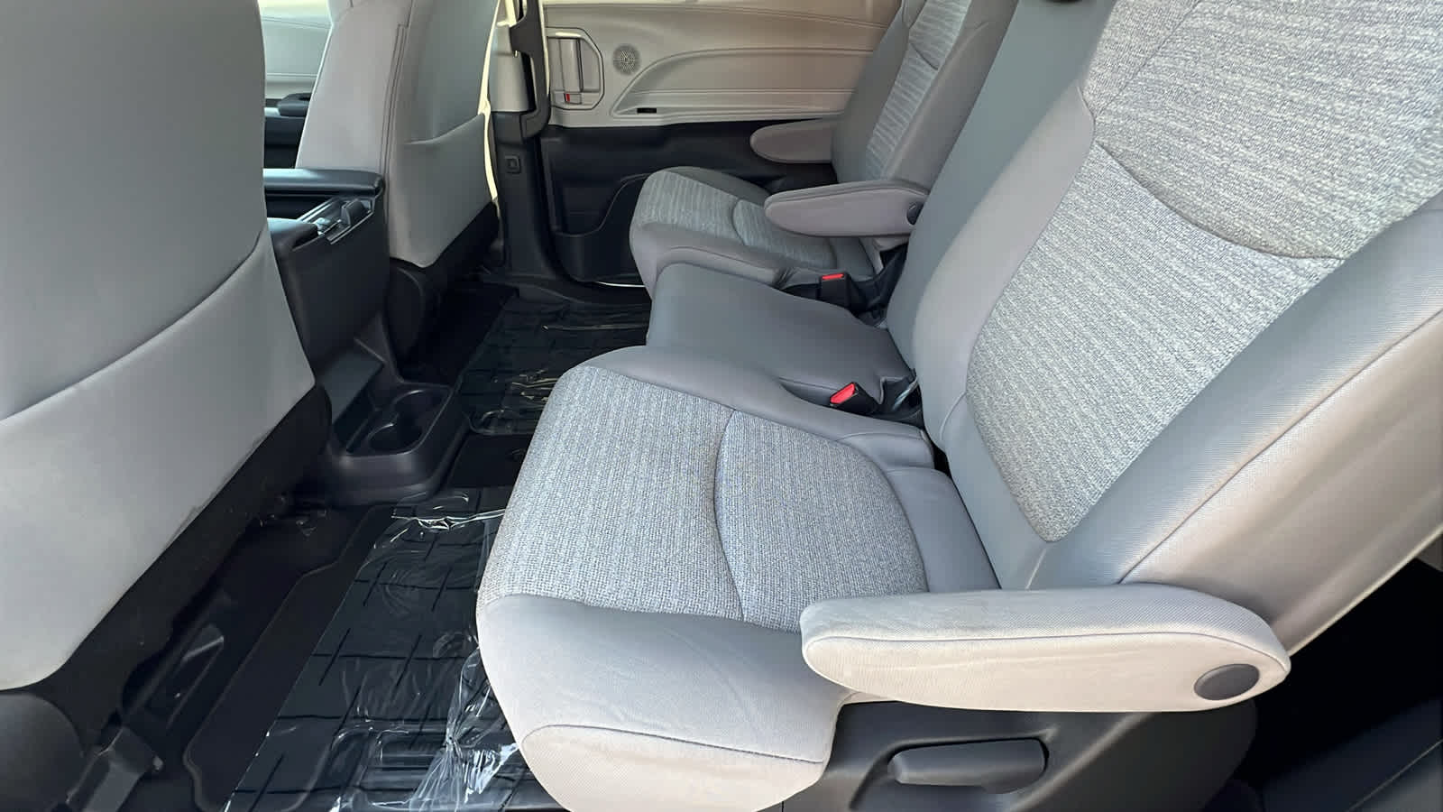 used 2023 Toyota Sienna car, priced at $39,495