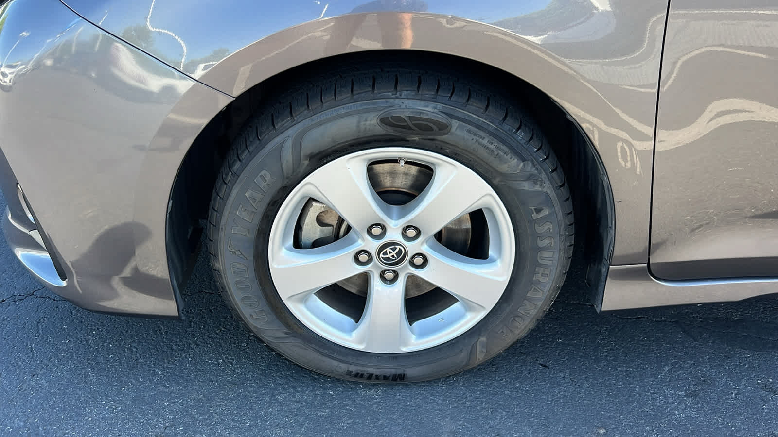 used 2019 Toyota Sienna car, priced at $23,995