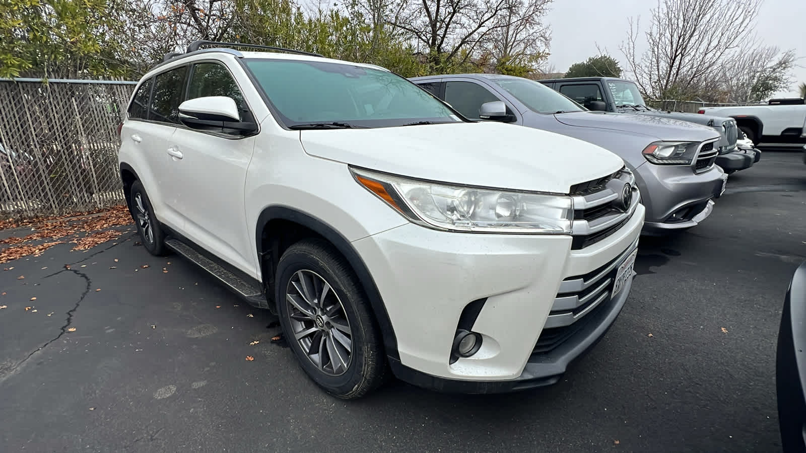 used 2019 Toyota Highlander car, priced at $24,995