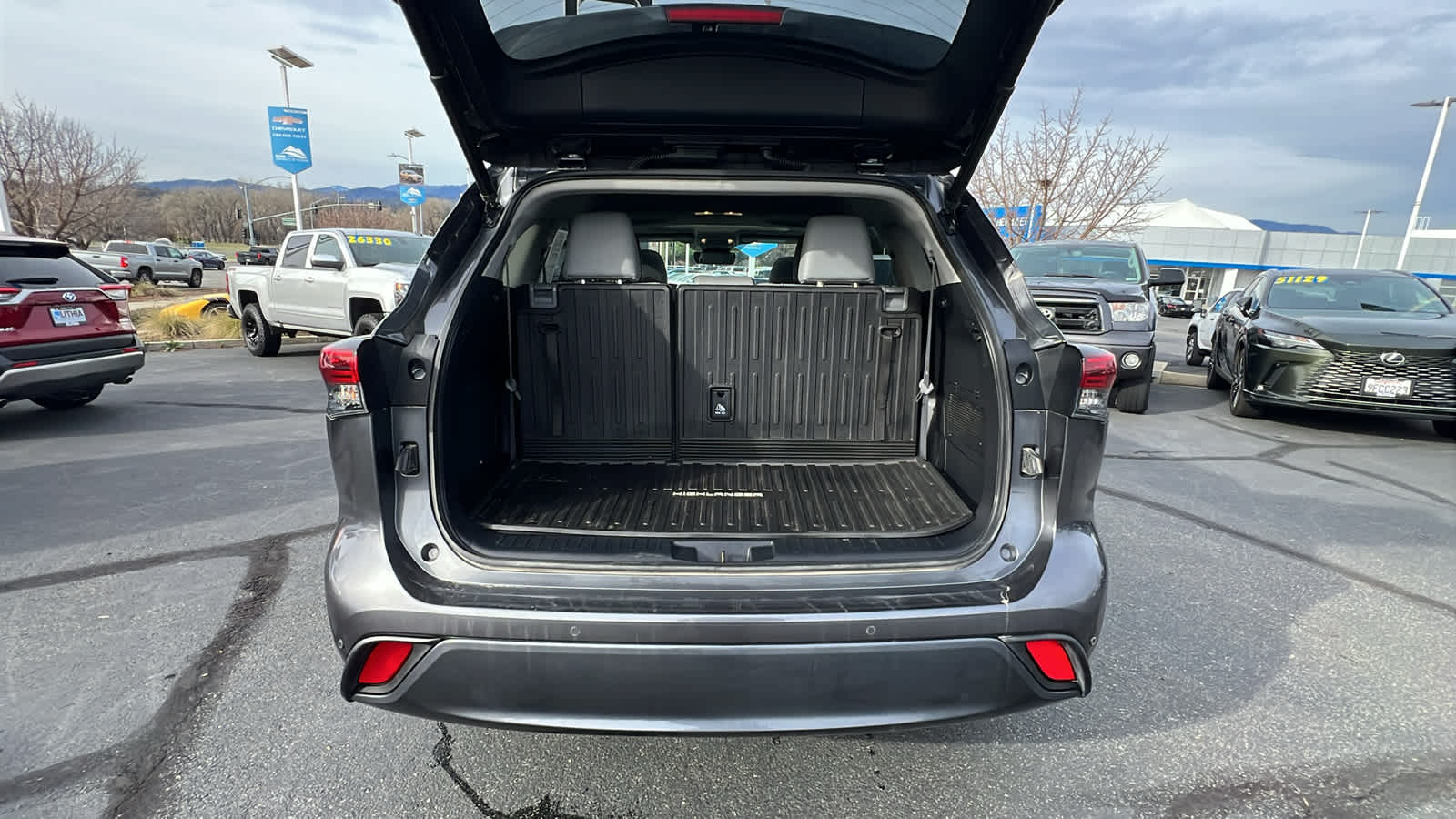 used 2023 Toyota Highlander car, priced at $48,995