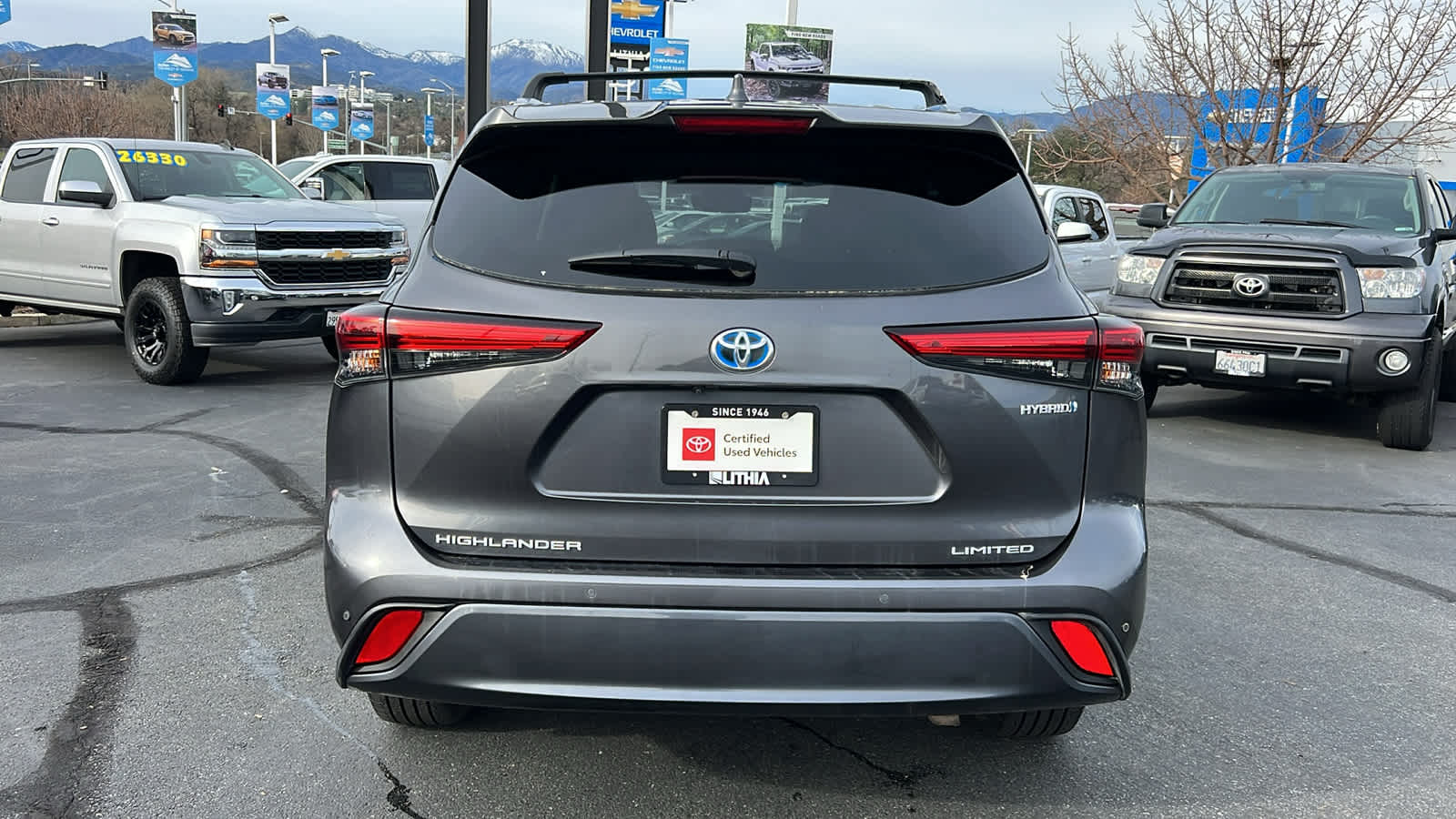 used 2023 Toyota Highlander car, priced at $48,995