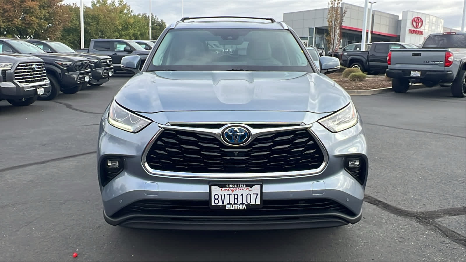 used 2021 Toyota Highlander car, priced at $39,995