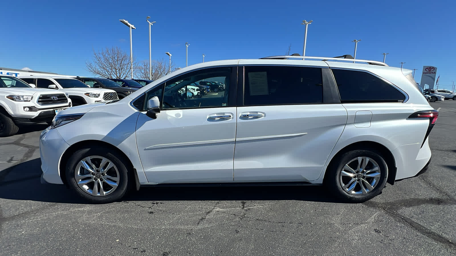 used 2022 Toyota Sienna car, priced at $42,995