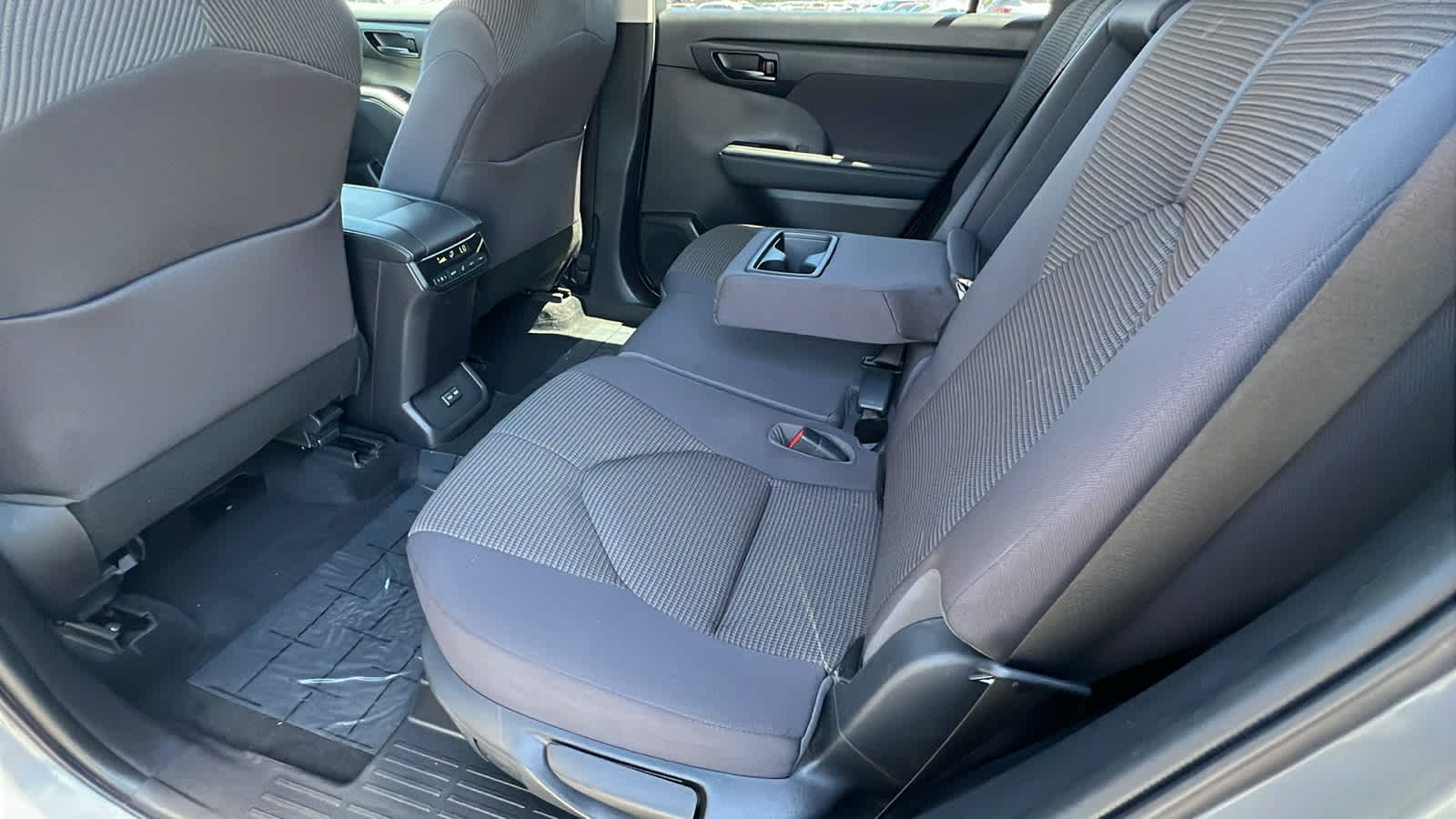 used 2022 Toyota Highlander car, priced at $33,995