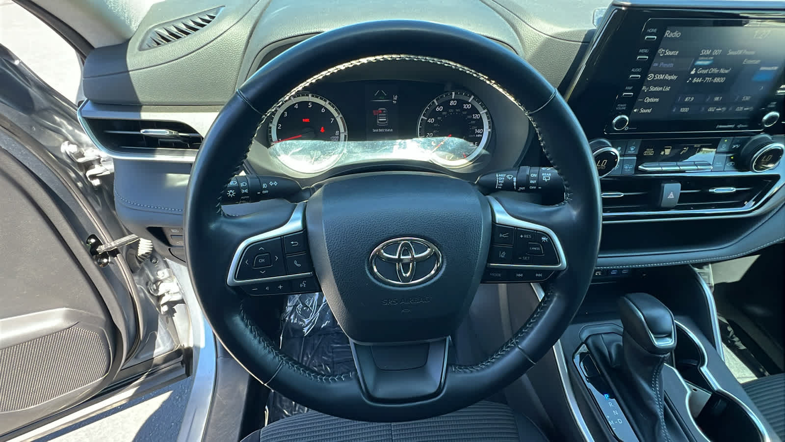 used 2022 Toyota Highlander car, priced at $33,995