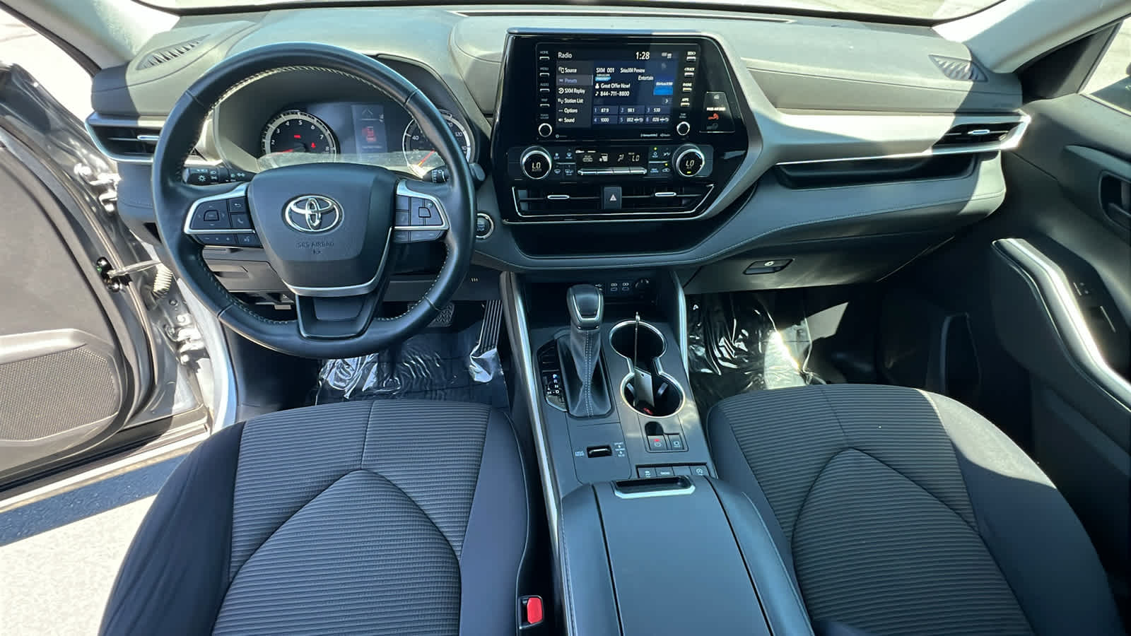 used 2022 Toyota Highlander car, priced at $33,995