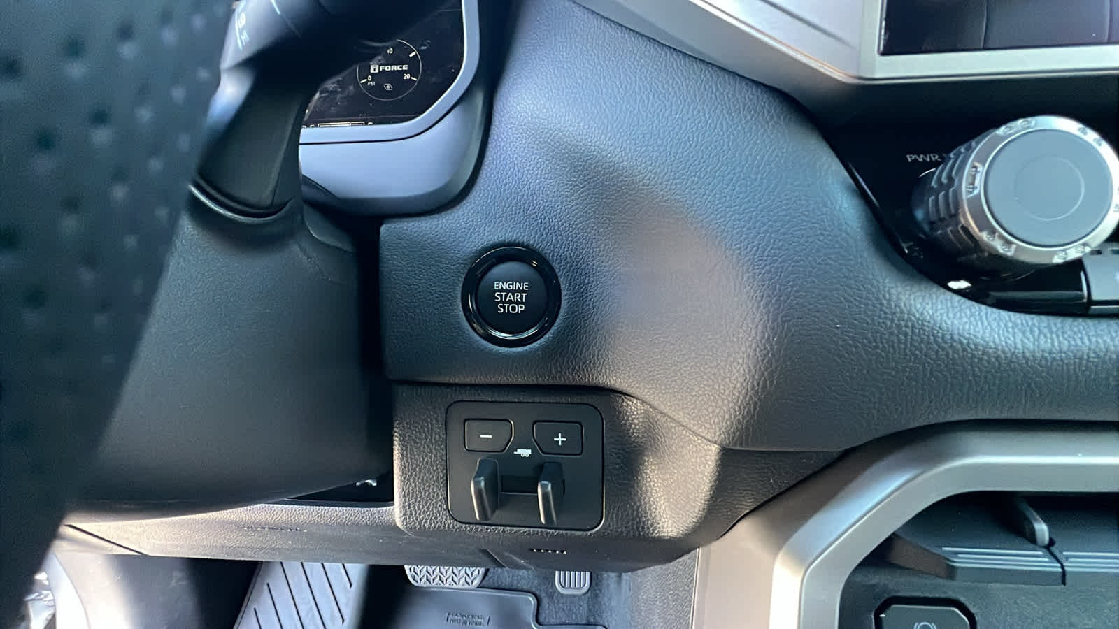 new 2025 Toyota Tundra car