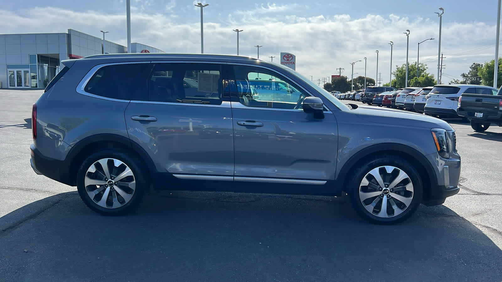 used 2020 Kia Telluride car, priced at $18,995