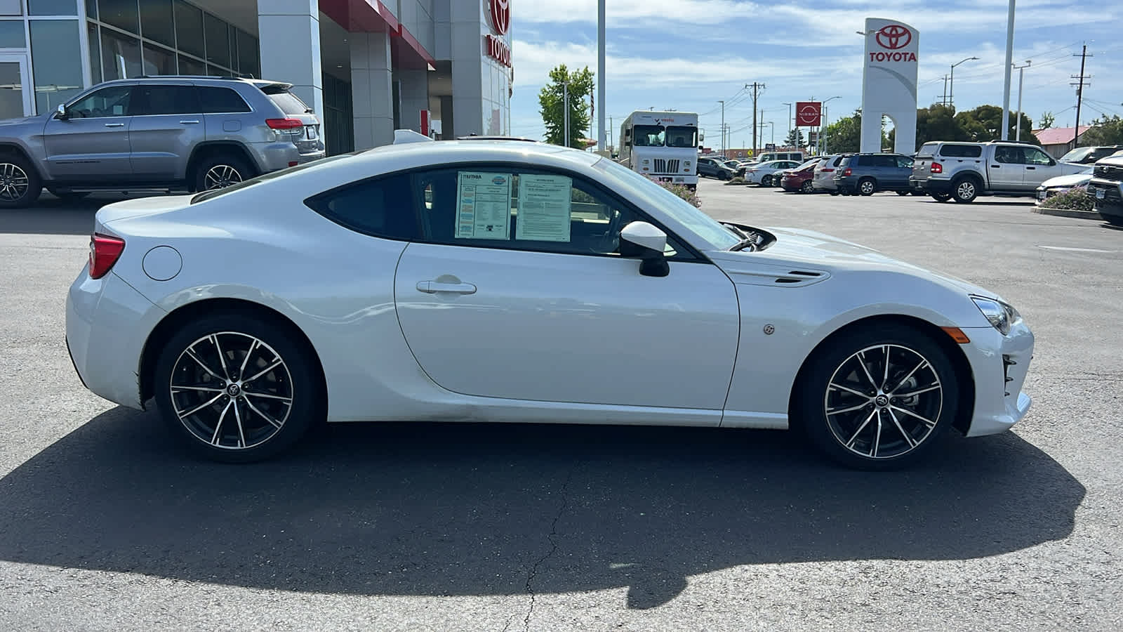 used 2017 Toyota 86 car, priced at $21,995