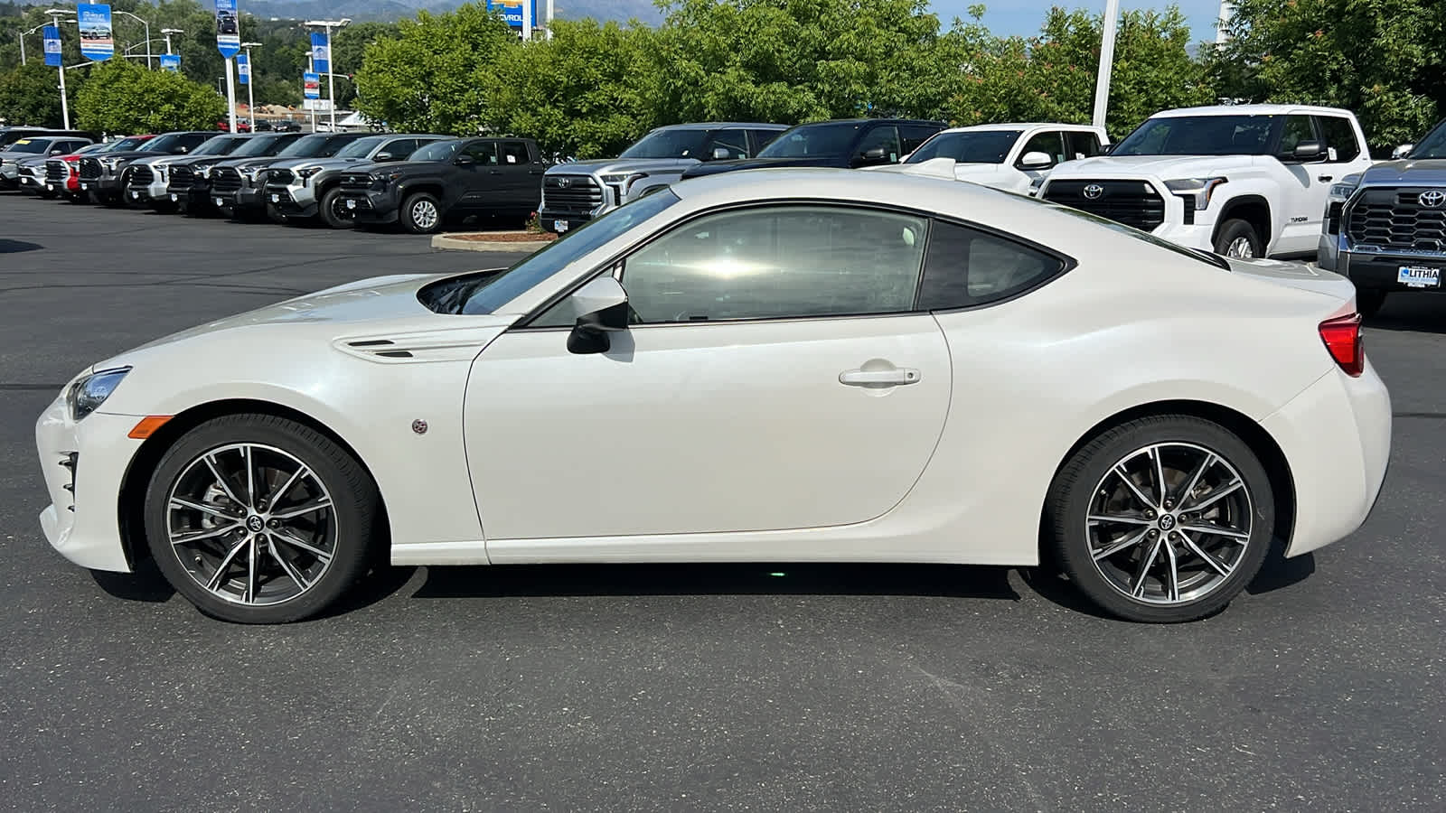 used 2017 Toyota 86 car, priced at $21,995