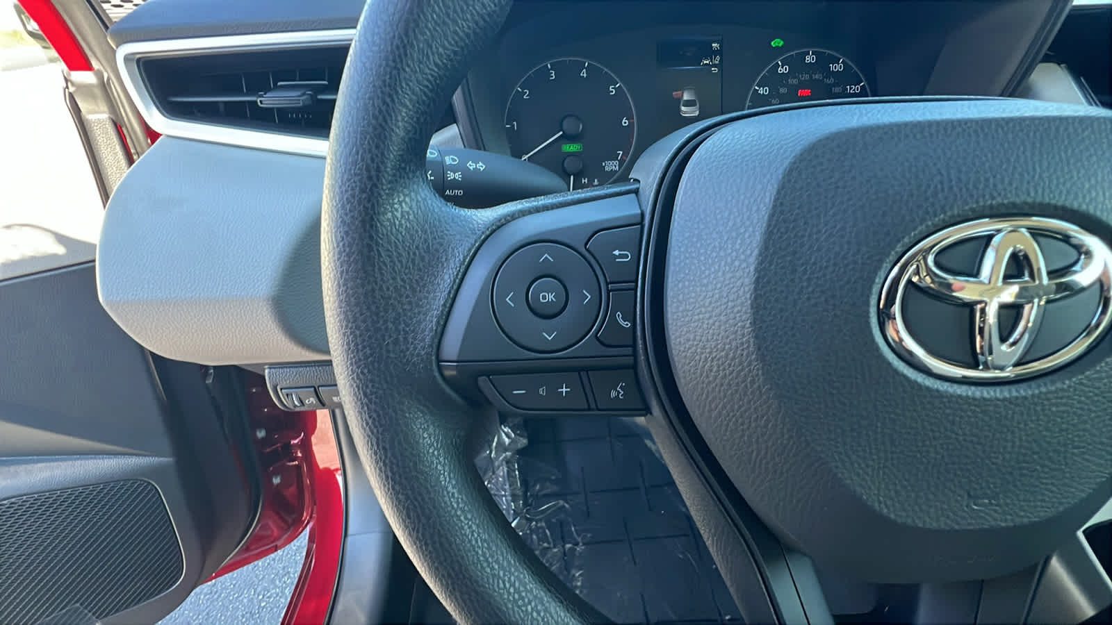 new 2025 Toyota Corolla car, priced at $25,734