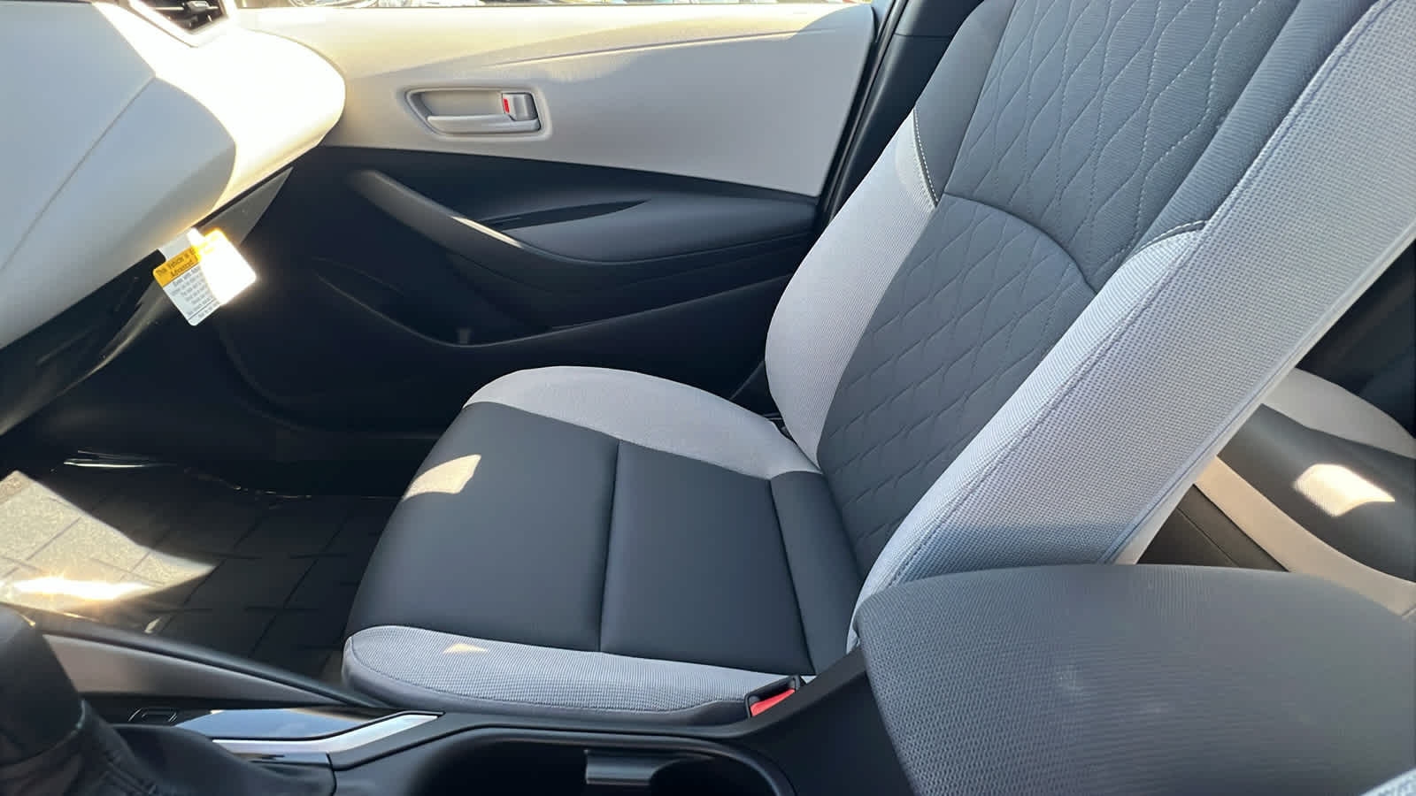 new 2025 Toyota Corolla car, priced at $25,734